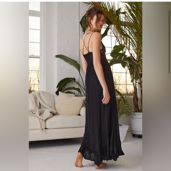Free People One Adella Maxi Slip - Picture 3 of 3